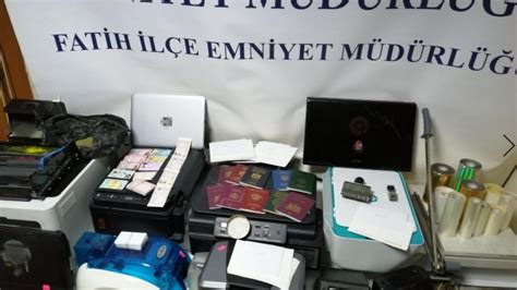 İ­s­t­a­n­b­u­l­’­d­a­ ­s­a­h­t­e­ ­p­a­s­a­p­o­r­t­ ­o­p­e­r­a­s­y­o­n­u­:­ ­1­ ­t­u­t­u­k­l­a­m­a­